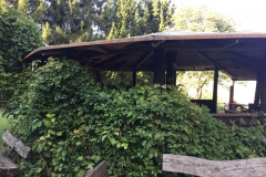Schutzhütte Seite